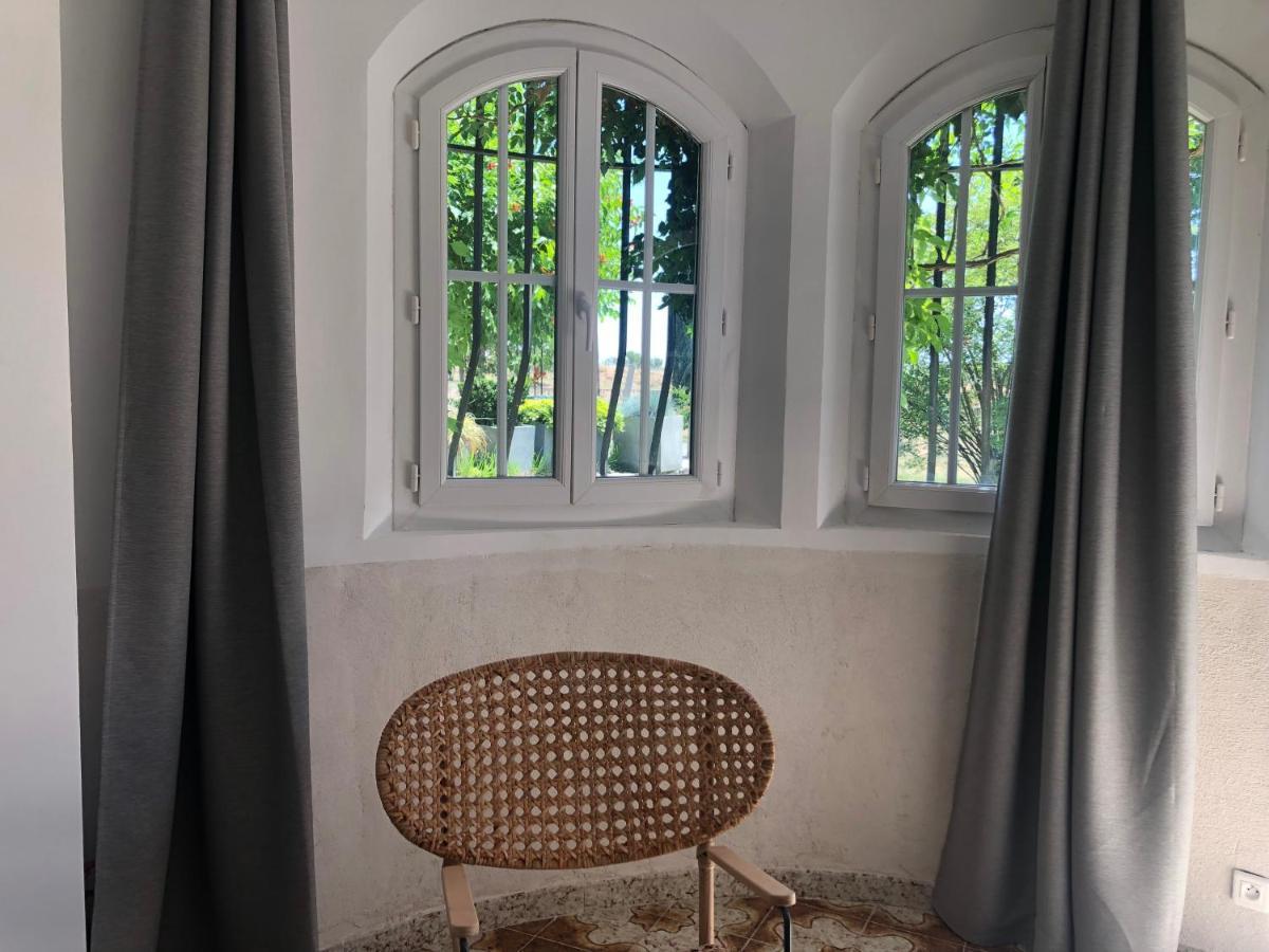 La Tour- Pigeonnier Provencal - Mas Des Sous Bois Villa Ventabren Eksteriør bilde